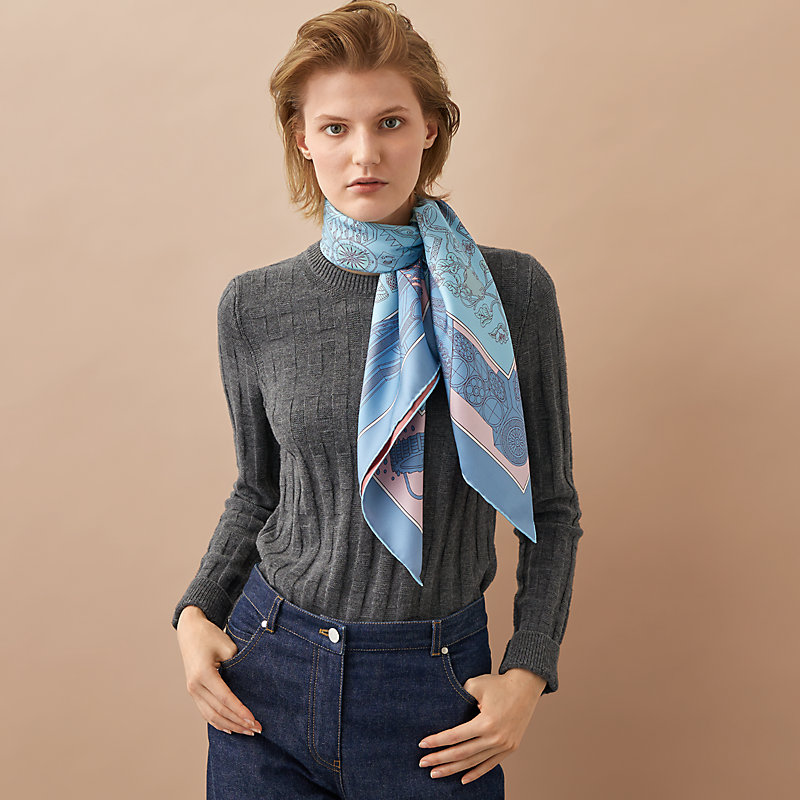 Hermes 90cm Bleu glacier/Rose/Blanc Silk A l'ombre des